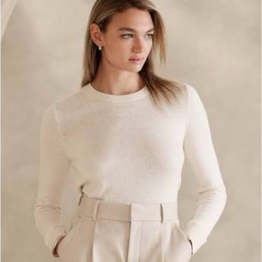 Banana Republic cream forever sweater size XS